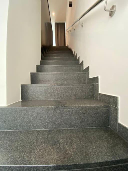 Atelierhaus Zentrum,Ruhig,100 Meter Vom Rathausplatz インゴルシュタット エクステリア 写真